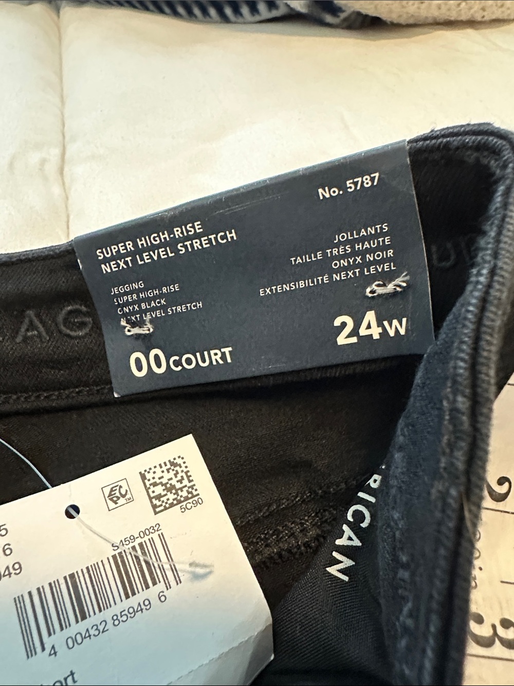American Eagle Outfitters Onyx Black Super High-Rise Skinny Jeans - 24W